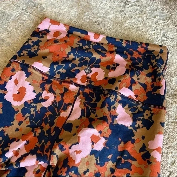 prAna Kimble 7/8 Leggings Yoga Pants Gym Workout Printed Floral: XS - Picture 10 of 10
